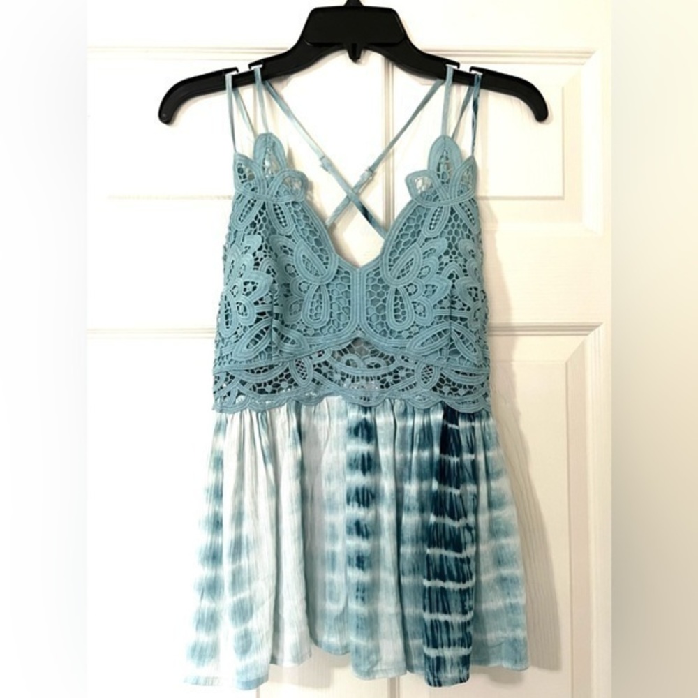 NWT Willow & Root the Buckle lacy, tie dye strappy camisole tank size L